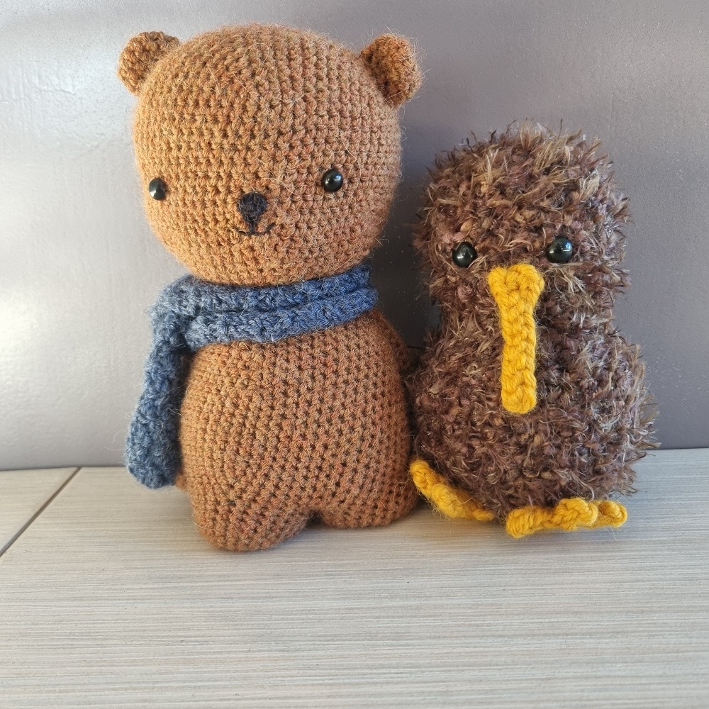 crochet bear and kiwi