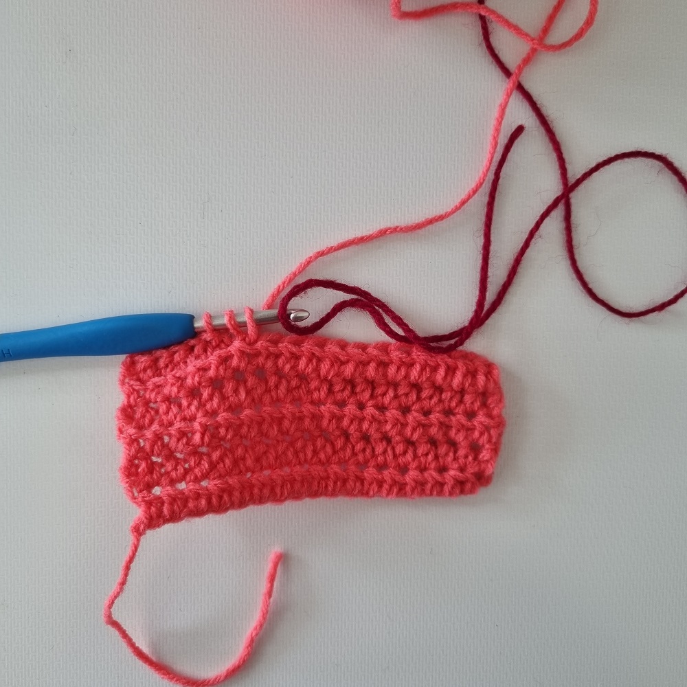 half double crochet color change 2