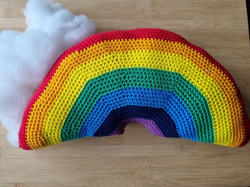 crochet pillow finished