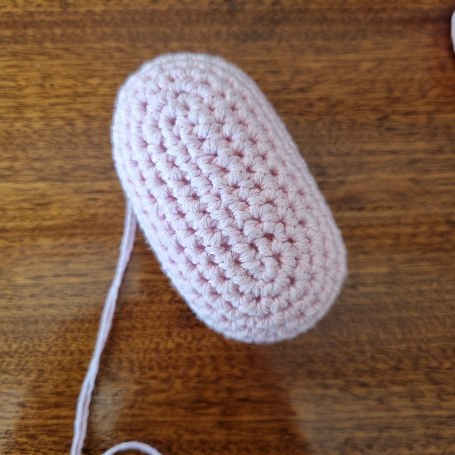 crochet pig body